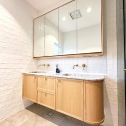 Woolooware Main Bathroon 2